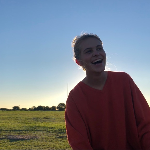 Meet Your Posher! - Picture 1 of 1